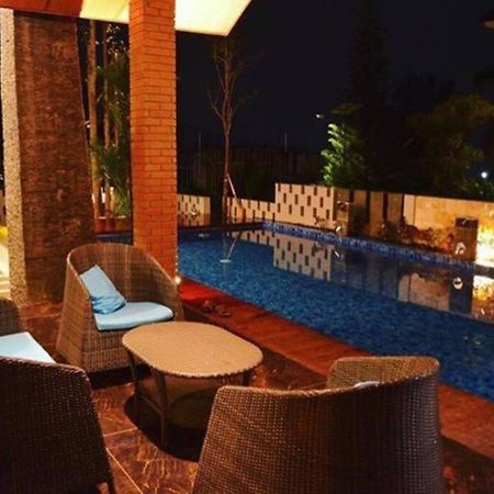Villa Agro Kusuma Pinus R7 Batu  Εξωτερικό φωτογραφία